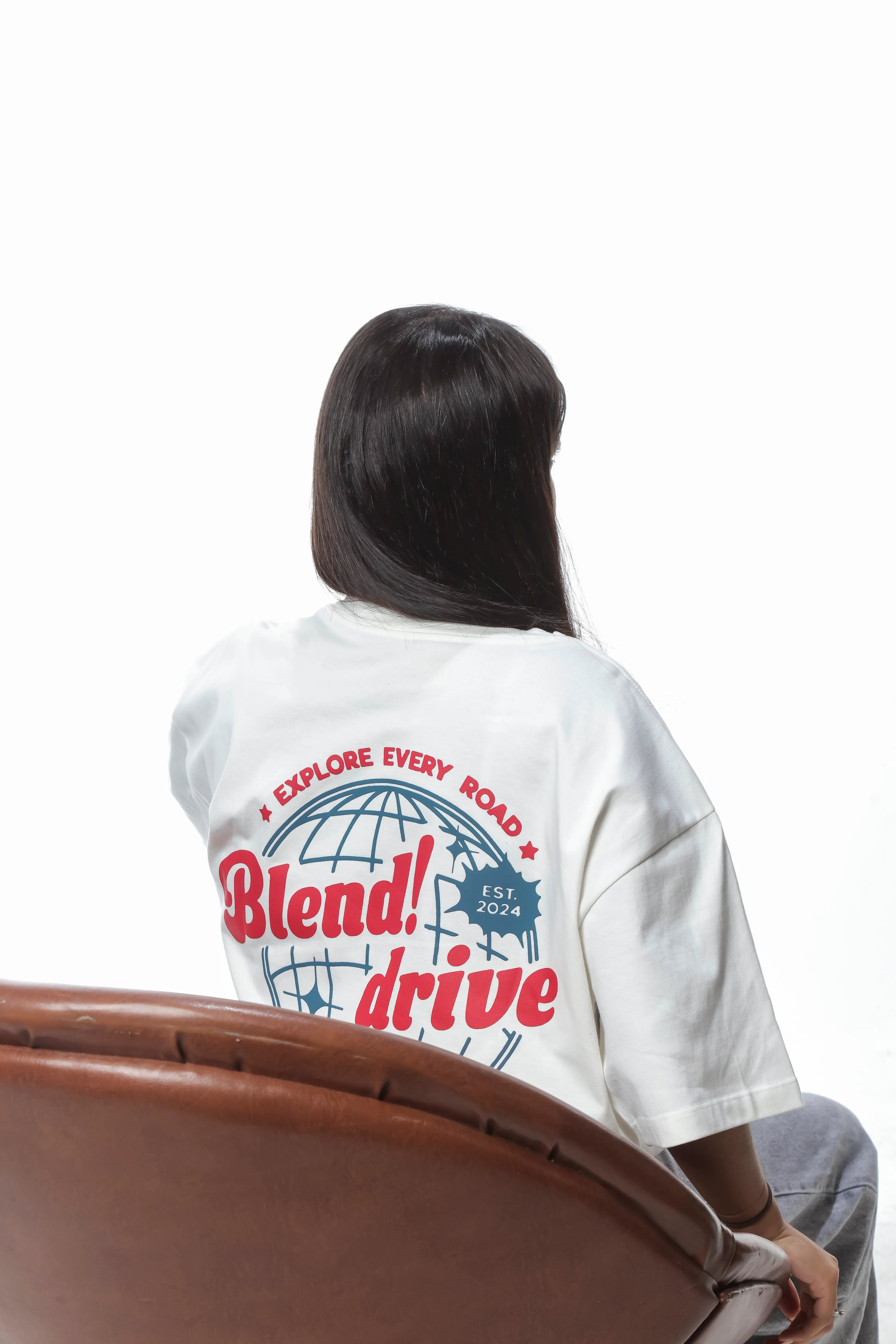 Camiseta Oversized estampa Globo